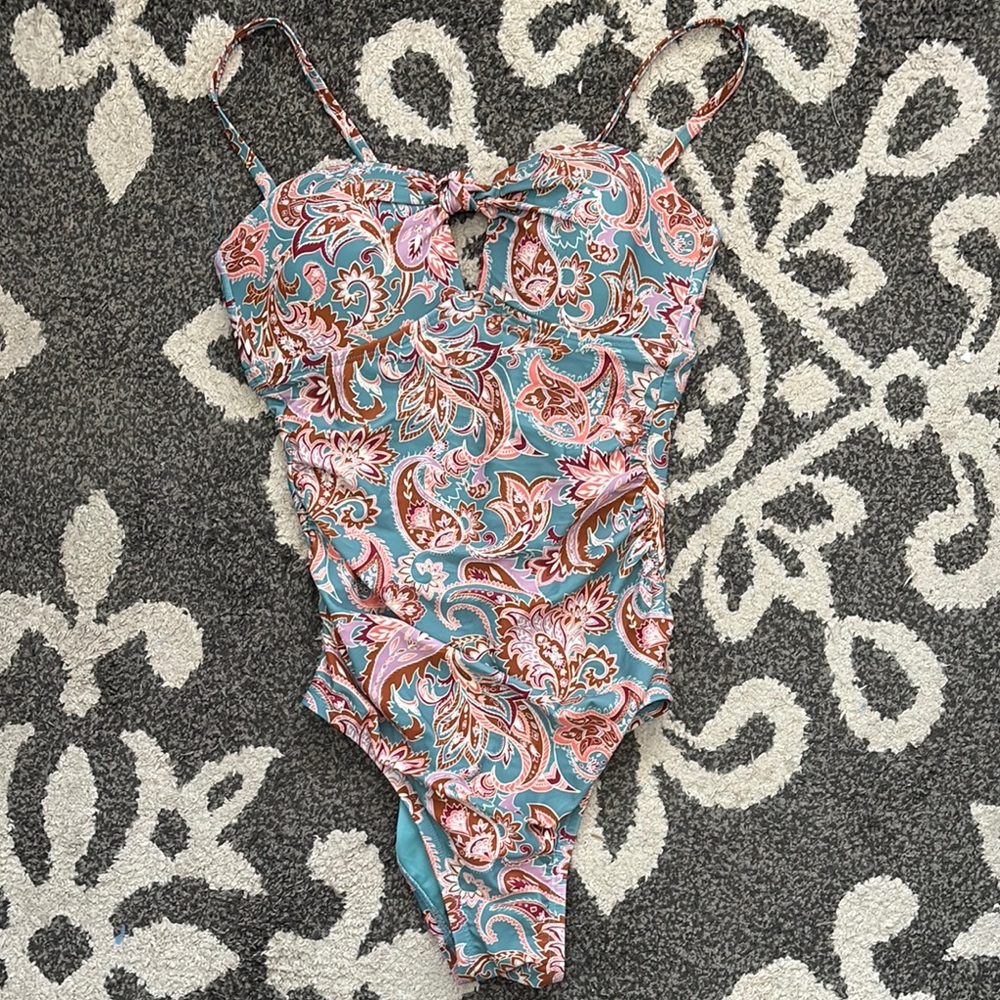 🎀DONATED🎀 Paisley One Piece - Picture 3 of 5